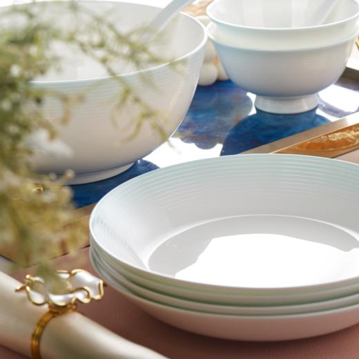 22头骨瓷餐具凡瑞斯碧波荡漾22头6人份骨瓷餐具 商品图1