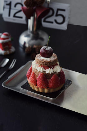 Mini法芙娜草莓塔