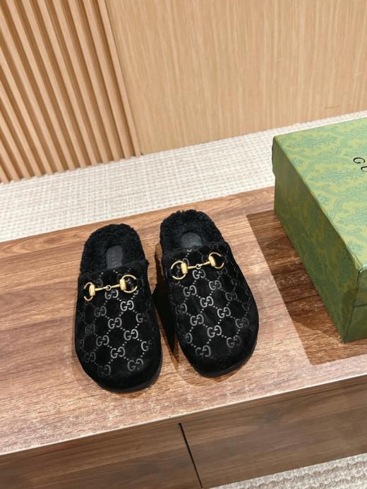 古驰秋冬新款羊毛运动半拖鞋面麂皮压印迷你老花logo，拼接小牛皮（UX*HD) 商品图1