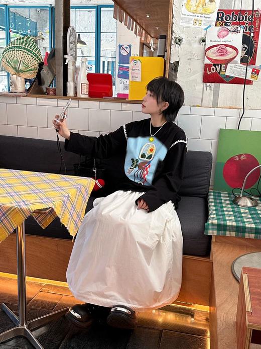 CHEERUPUNIF*RM24Fw秋冬新款立体窗台印花长袖T恤（UY*DQJB） 商品图9