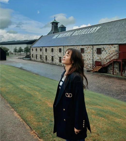 华伦天奴24Fw早秋新款双排扣羊毛西装外套（UY*DQJB） 商品图4