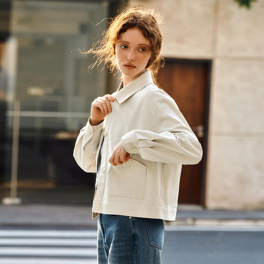 OLrain欧芮儿杏色休闲短外套女春季2025年新款通勤百搭翻领上衣 商品图4