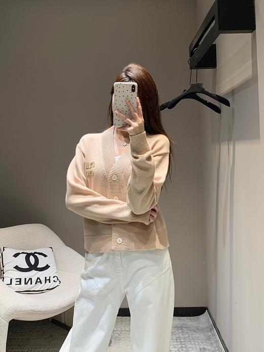 缪缪24FW秋冬新品珠钻字母logo长袖小开衫复古少女系风格（UY*DQJB) 商品图6