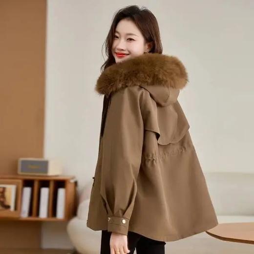 万人迷大毛领加厚派克服 收腰显瘦 加绒加厚 皮毛一体外套女 可拆卸内胆 商品图1