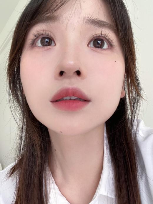 【年抛美瞳】自然棕 flowercolor | 中直径14.2 着色13.2 | 【同品牌多幅更划算可以咨询客服，或在本商城搜索flowercolor全系列 ！】自然 三明治工艺 商品图7