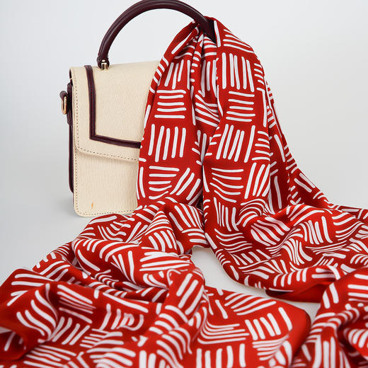 青云染/ClouDyeing 【霓裳】丝绸 抗皱桑蚕丝披肩-送礼长巾 商品图4