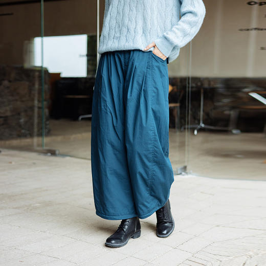 绽放旅行女装816朵/全棉轻薄压褶气球棉裤复古百搭绒毛感休闲裤 商品图4