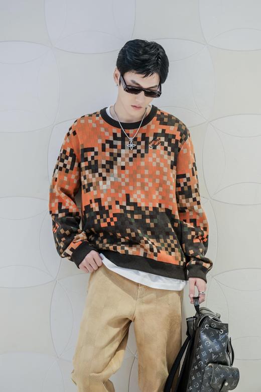 驴家24Fw秋冬新款马赛克渐变棋盘格Monogram花㚏针织毛衣男女同款（UY*DQJB） 商品图5