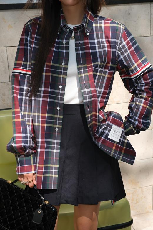 TB家2024新款格纹衬衫格子横纵交错撞出格纹新火花学院风，超洋气（UY*NICE) 商品图9