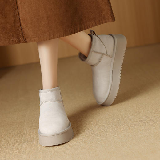 D：Fuse/迪芙斯百搭舒适保暖雪地靴女2024秋冬季新款厚底洋气短靴DF441189AM 商品图3