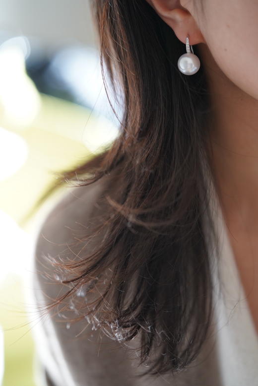 澳白耳饰「高跟鞋」 商品图0