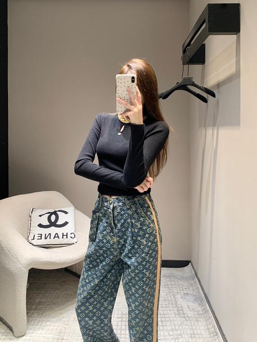 驴家24FW秋冬新款侧边饰带满印老花牛仔裤（UY*DQJB） 商品图5