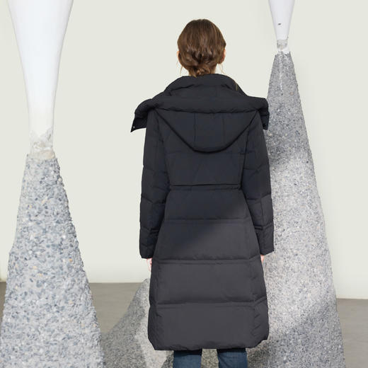 半身缘女装 冬季修身时尚拼色收腰连帽长款羽绒服244313M01713312 商品图4