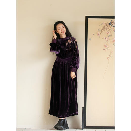 牧衣游原创丝绒刺绣连衣裙新款 限量福利款 摇月【不支持会员折】 商品图2