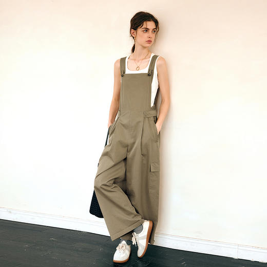 OLrain欧芮儿卡其色休闲裤女春季2025年新款时尚连体工装背带裤 商品图4