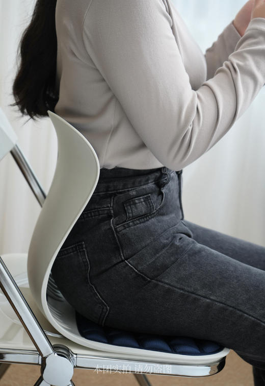 【日本银座在售zaficher思菲其矫姿坐垫】体操世界冠军刘南希推荐，日本骨科医生推荐!全新升级6层复合，高温热压一体成型 国家专利设计，人体工学环抱，四维立体呵护 商品图3