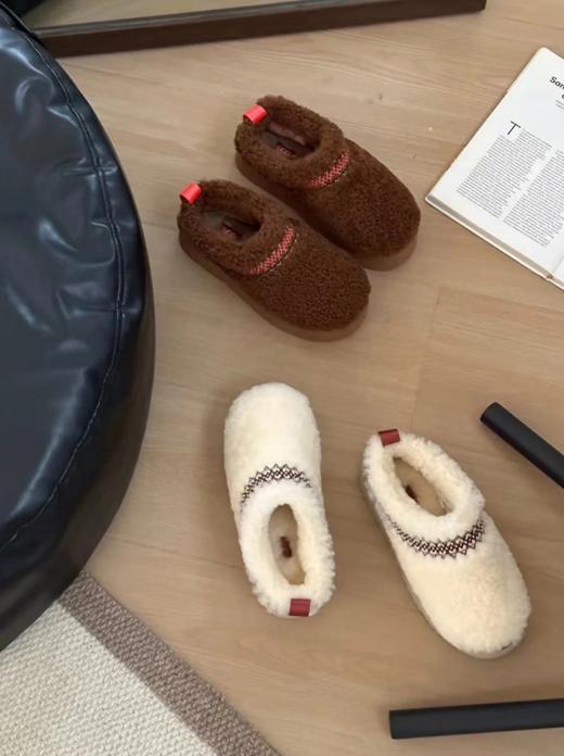 UGG 厚底民族风穗带款拖鞋 代购级2023民族风塔茨 加厚增高款毛毛鞋（UX*UGG） 商品图2