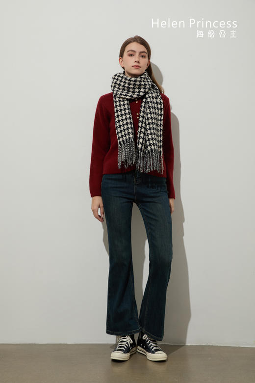 小香风爱心扣毛衣 商品图3