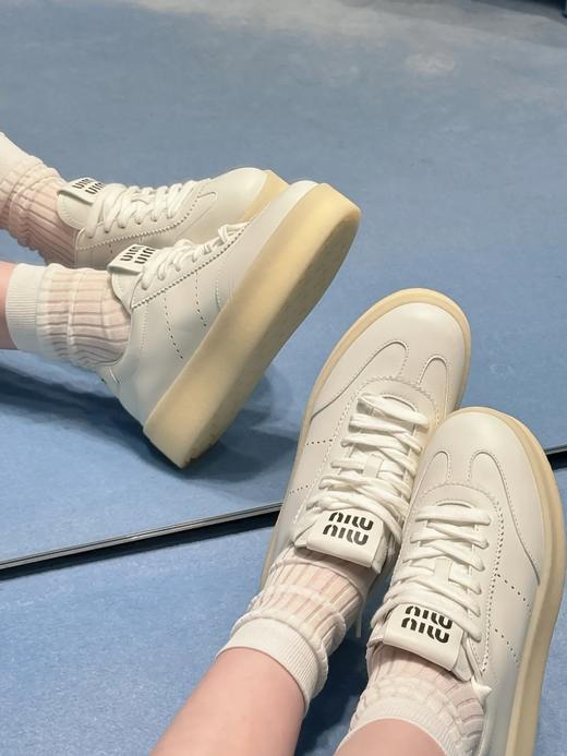 缪缪新款厚底小白鞋怎么穿都好看上脚超级舒服牛皮材质（UX*HC) 商品图5