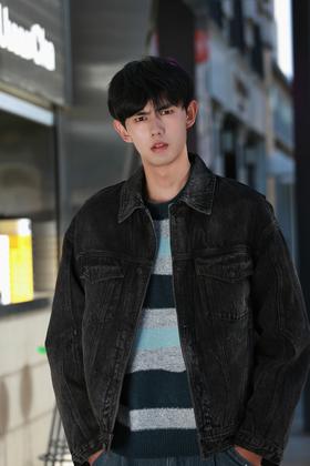 W342674375水洗牛仔二合一羽绒服