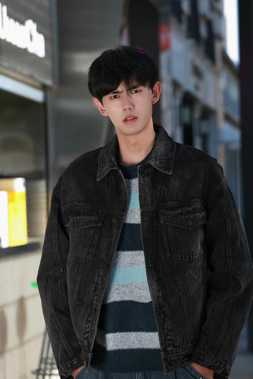 W342674375水洗牛仔二合一羽绒服 商品图0