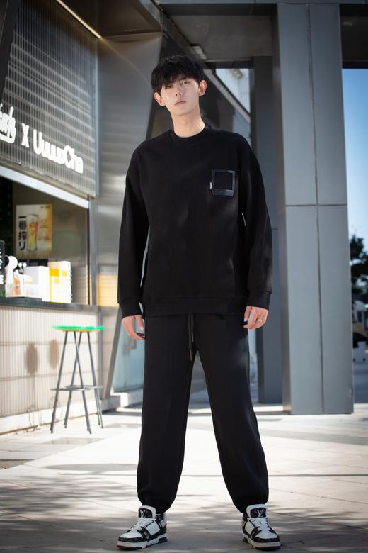 W332564189肌理圆领卫衣 商品图3