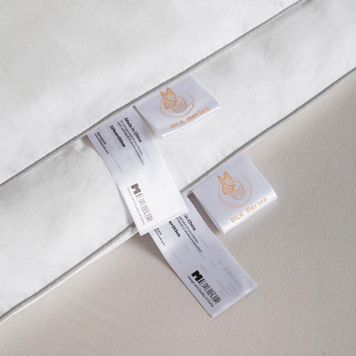 多喜爱美眠康 小蚕芯柔眠被春秋被/冬被/子母被【10%桑蚕丝+90%蓬松纤维】【亲肤绵柔面料】 商品图4