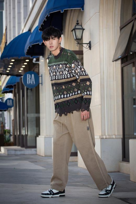 W340843207民族风破洞针织衫 商品图7