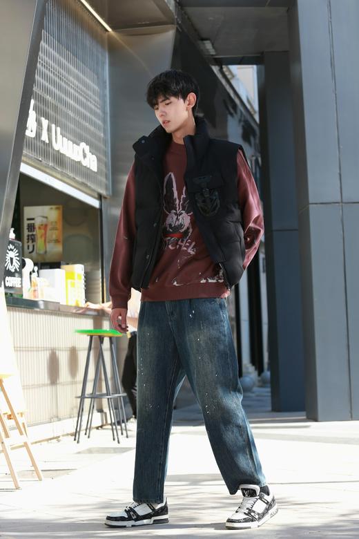 W342674374设计感羽绒马甲 商品图5