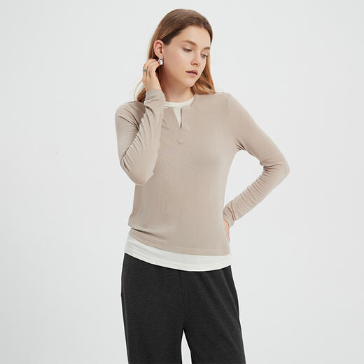 【2件9折】【Petit Bari】(多色)舒适云感假两件撞色上衣 商品图0