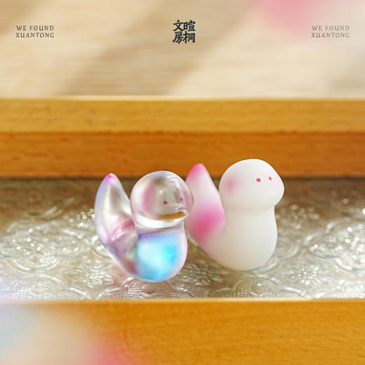 暄桐文房 彩蛇献瑞 琉璃笔搁 商品图2