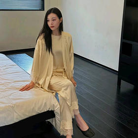 【顺丰包邮】99902设计感蕾丝拼接真丝缎睡衣外披三件套82172