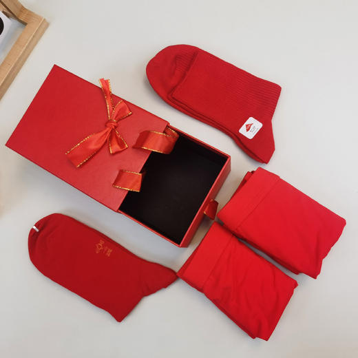 【新年/本命年礼盒】【男士/女士】礼盒装丨鸿运袜+鸿运内裤丨好运连连【礼盒H2024/HW2024】 商品图0