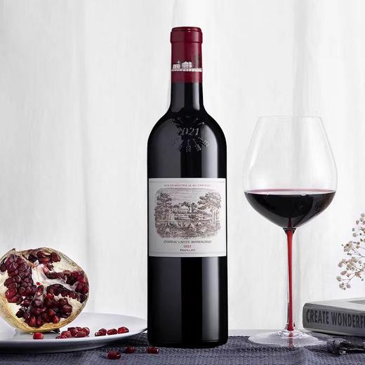 拉菲古堡干红葡萄酒【具体年份和价格请详询客服】 商品图2