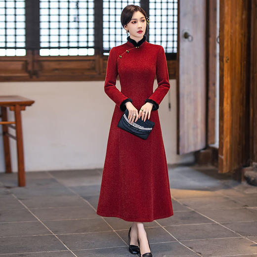 SYG-105秋冬加厚显瘦妈妈奥黛改良旗袍2024新款女复古长袖日常可穿连衣裙 商品图1