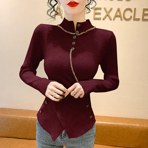 KQL-C410N小香风半高领纽扣开叉毛衣女2024冬季新款别致小众气质针织上衣潮 商品图0