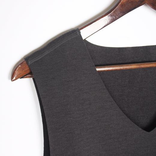 【团购】男士秒热微绒背心 有风度有温度 适合年轻人 不臃肿却保暖 秋衣 轻  绒  软  怎么都好穿 商品图4