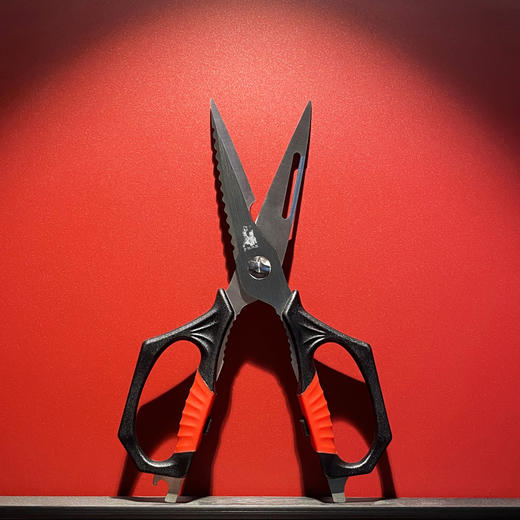 【新年货】千锤百炼锻好刀 | 拿铁合手文武厨房用具/锻打刀具系列 菜刀 文武双刀/切片刀/斩切刀/厨房多功能剪刀/多用水果刀 耐用防锈菜刀 4个规格入 商品图10