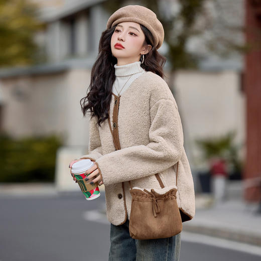 HR-YBX3551韩版加厚保暖羊羔毛外套女2024秋冬款气质百搭摇粒绒开衫毛毛上衣 商品图3