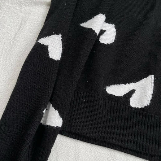 【秒杀价已调 直接拍】骨折价 max今年专柜再续辉煌 绵羊毛 提花纯羊毛 圆领羊毛衫 商品图9