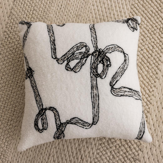 【多色可选】娜家法式高级抱枕45*45cm 商品图9