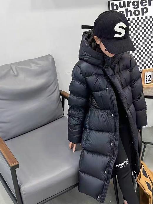 儿童长款黑金羽绒服 3倍蓬感 黑科技蓄热羽绒服 商品图2