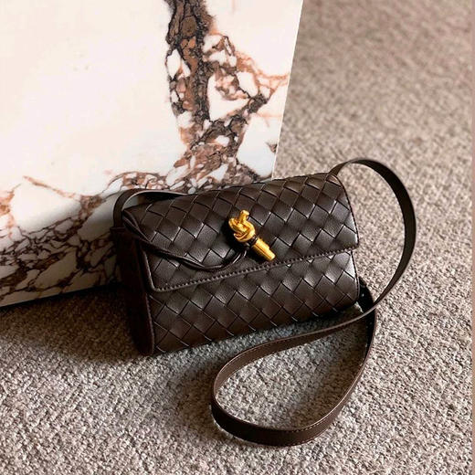 【顺丰包邮】33119头层羊皮编织小方包新款单肩斜挎包0132 商品图0