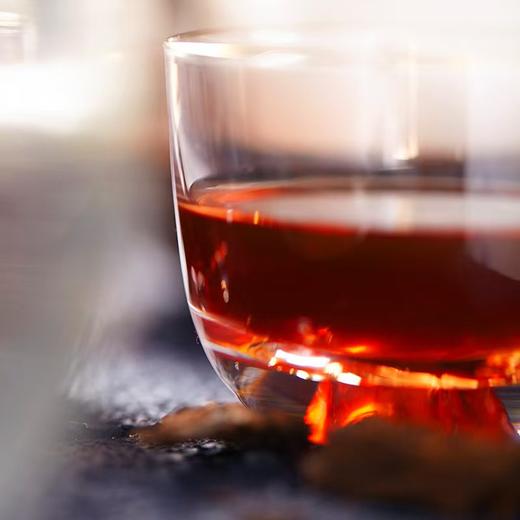 山青花燃  赤丹芳华 宫廷熟茶  2018年云南普洱茶熟茶古树芽头砖茶250g 商品图5