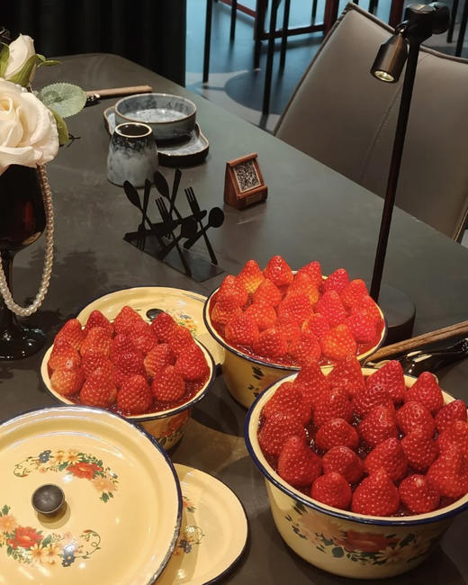 老奶奶搪瓷盆草莓蛋糕 商品图2
