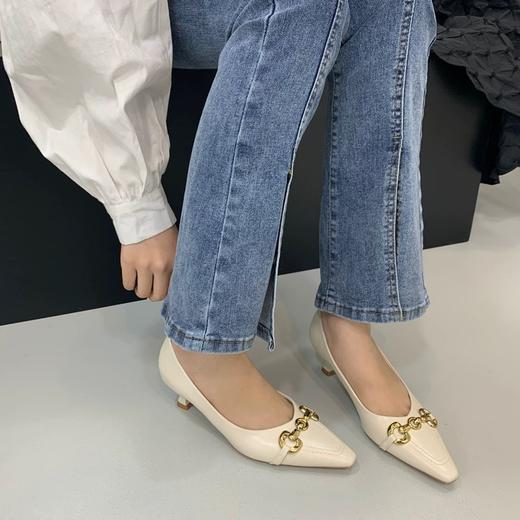 【门店同款】ENJOY秋季法式小众金属扣小跟鞋 153944395 商品图0