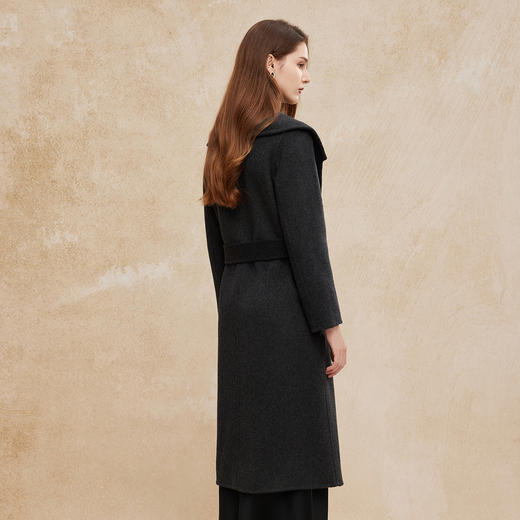 PH968斯尔丽24冬季新款绵羊毛双面呢大翻领气质高贵胸针款通勤大衣 商品图5