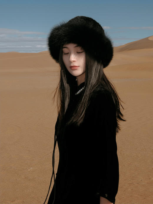 创业大礼包|重缎色织宋锦配水貂毛外套+新中式立领系带丝绒鱼尾连衣裙黑色 商品图6