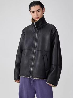 Simple Project/Y24212/皮毛一体廓形夹克