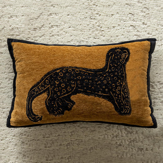 【多色可选】娜家中古高级抱枕45*45cm腰枕30*50cm 商品图3